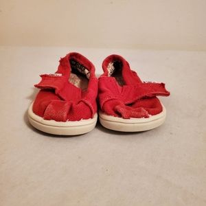 Toms Red Baby Size T3